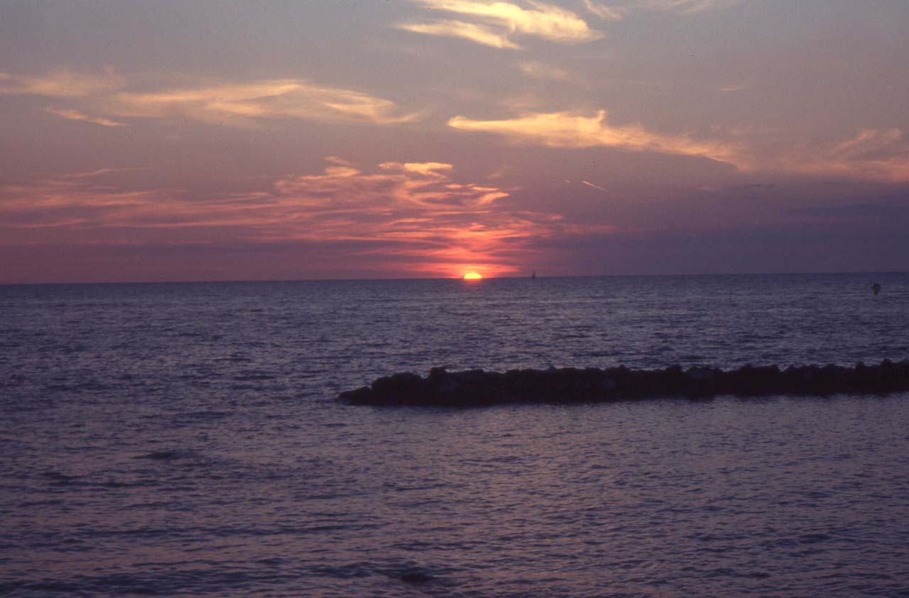 Warten auf den grünen Strahl (Sonnenuntergang in Forio)